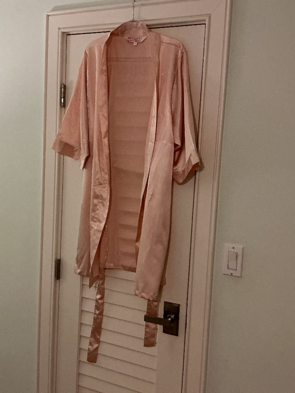 Girleo robe
